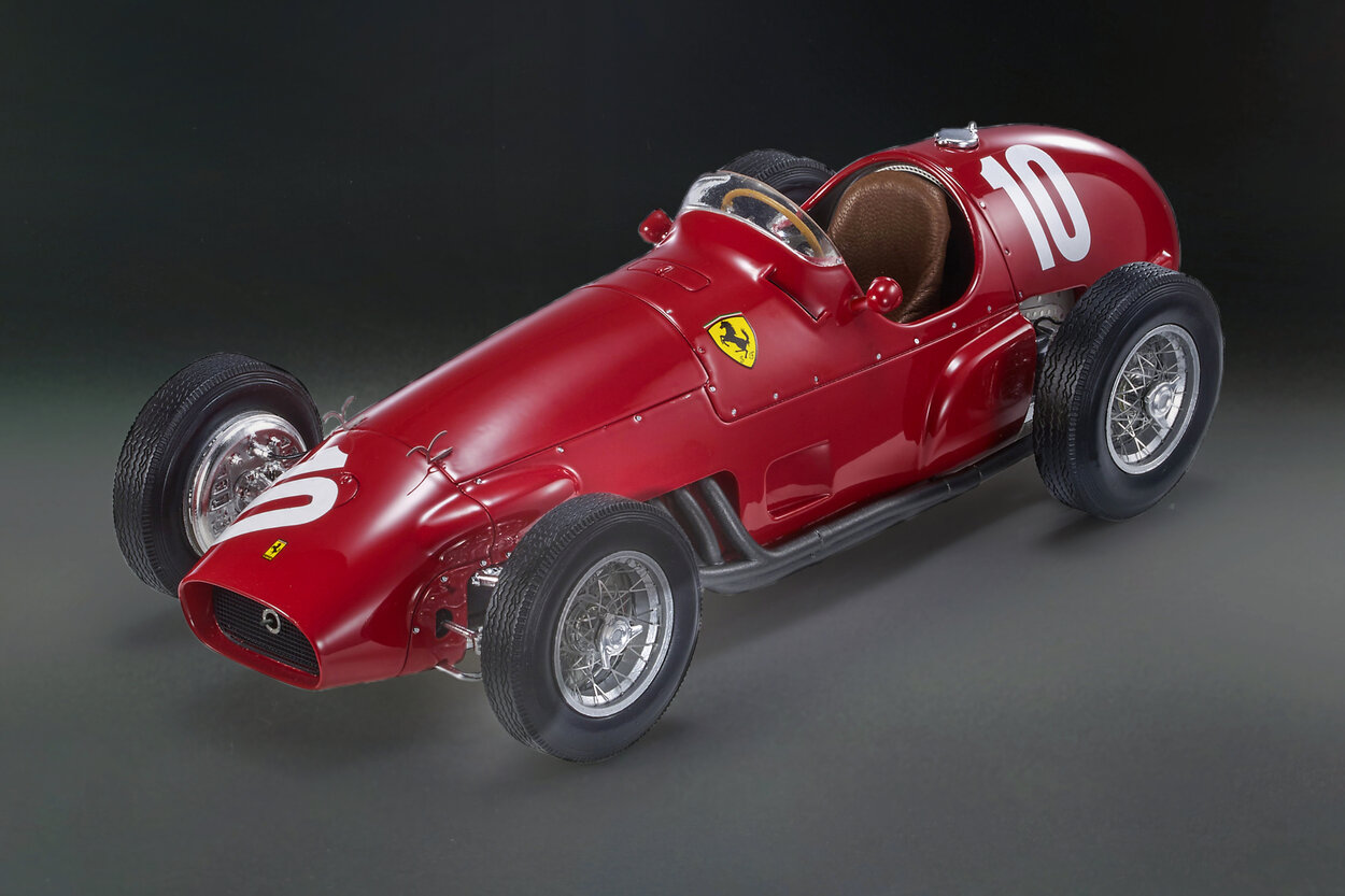 Ferrari 625 Image 2