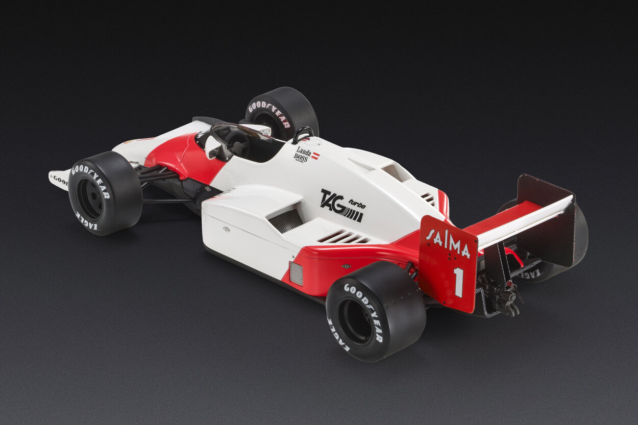 McLaren MP4/2B Image 2