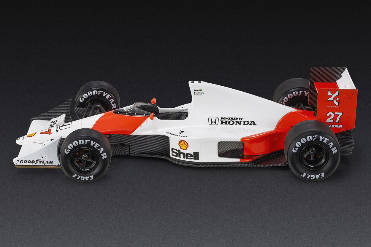 McLaren MP4/5B Image 2