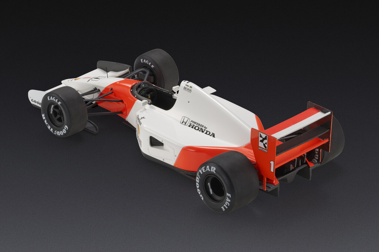 McLaren MP4/7 Image 2