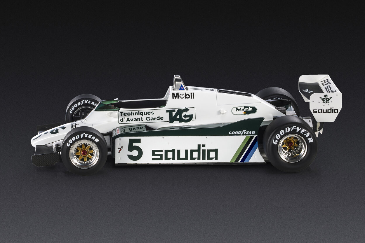 Williams FW08 Image 2