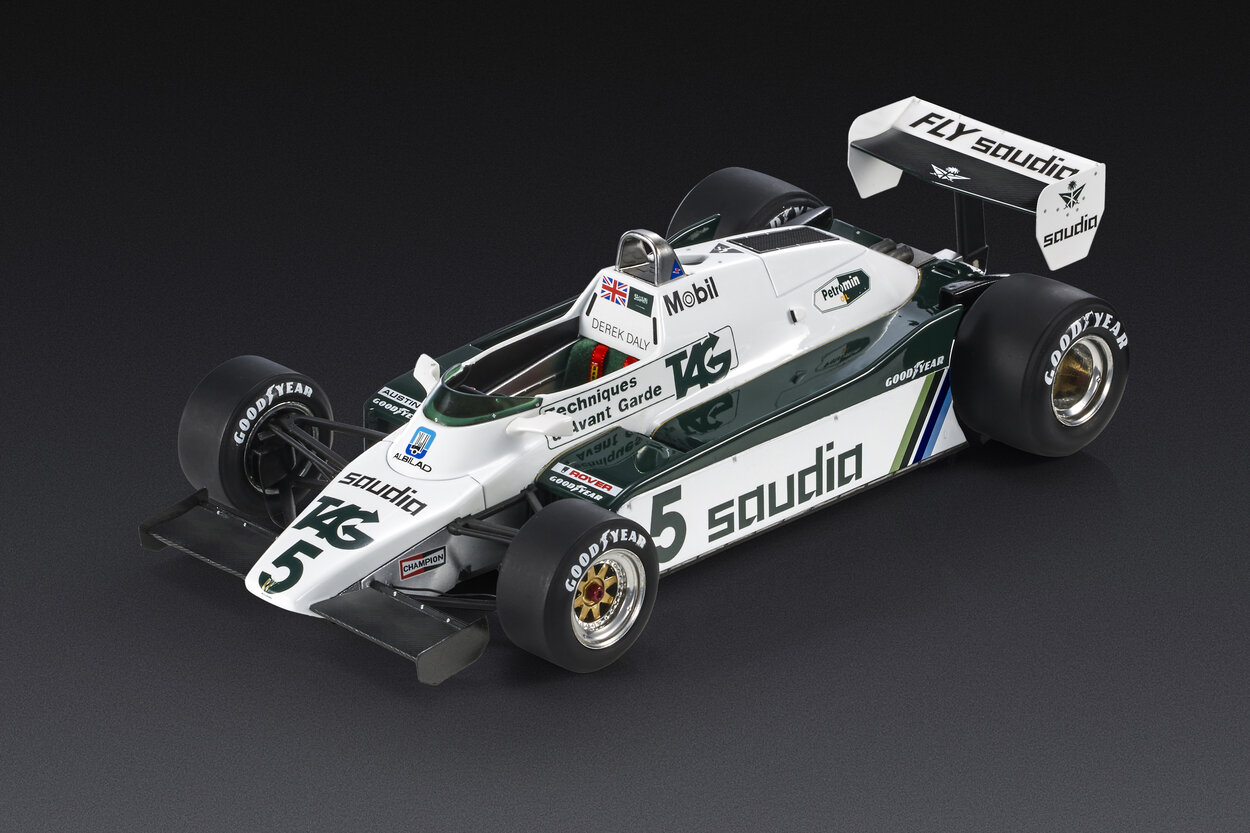 Williams FW08 Image 3