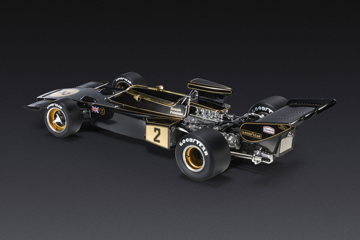 Lotus 72D Image 2