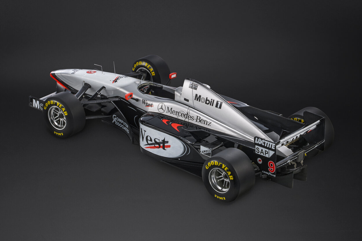 McLaren MP4/12 Image 1