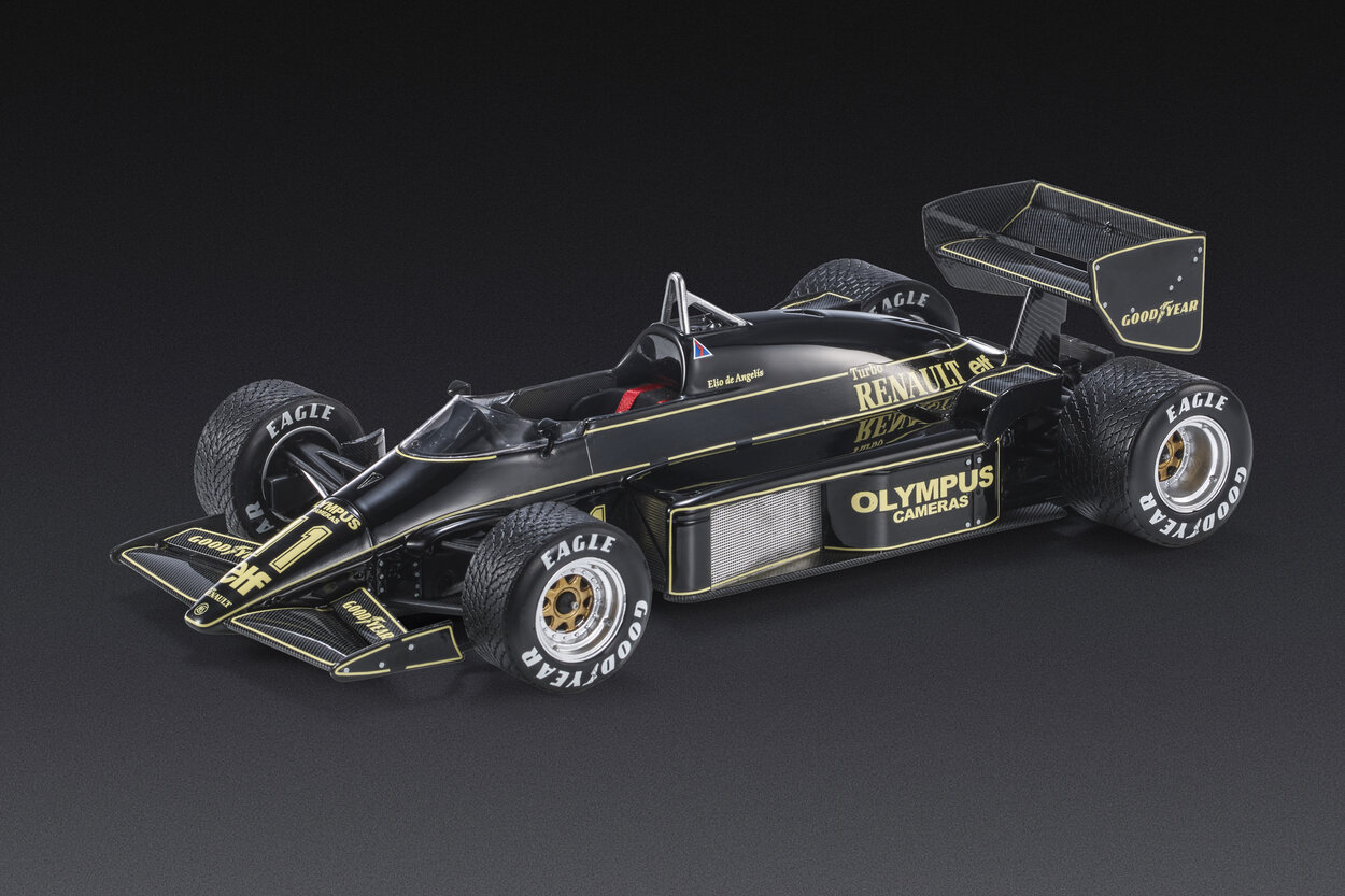 Lotus 97T Image 1